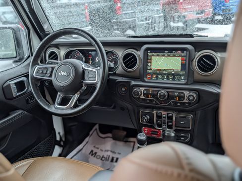 Used 2020 Jeep Gladiator Rubicon image 15
