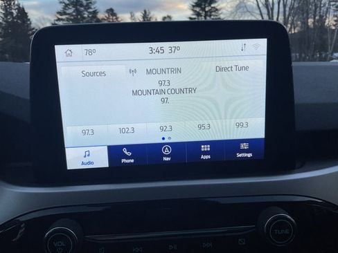 Used 2020 Ford Escape SEL image 19