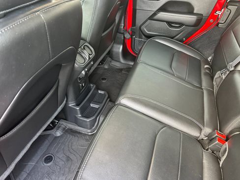 Used 2023 Jeep Wrangler Unlimited Sahara w/ Cold Weather Group image 12