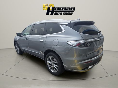 Used 2023 Buick Enclave Avenir w/ Avenir Technology Package AWD/4WD image 2
