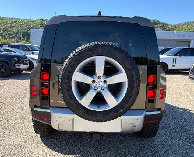 Certified 2025 Land Rover Defender 110 S AWD/4WD image 6