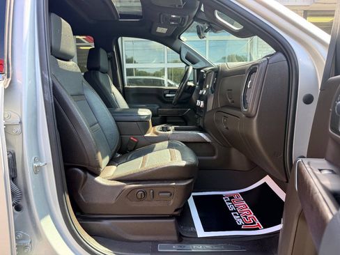 Used 2023 GMC Sierra 2500 Denali w/ Denali Ultimate Package AWD/4WD image 45