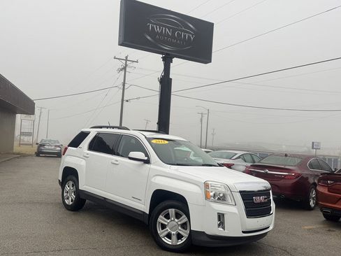 Used 2015 GMC Terrain SLE w/ Convenience Package image 1
