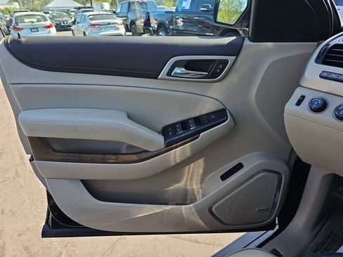 Used 2019 GMC Yukon Denali w/ Denali Ultimate Package image 29