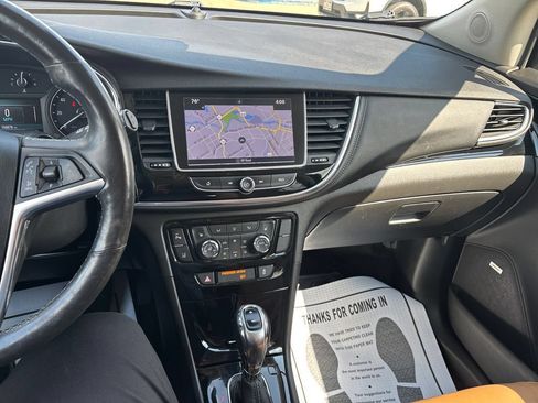 Used 2018 Buick Encore Premium w/ Experience Buick Package AWD/4WD image 17