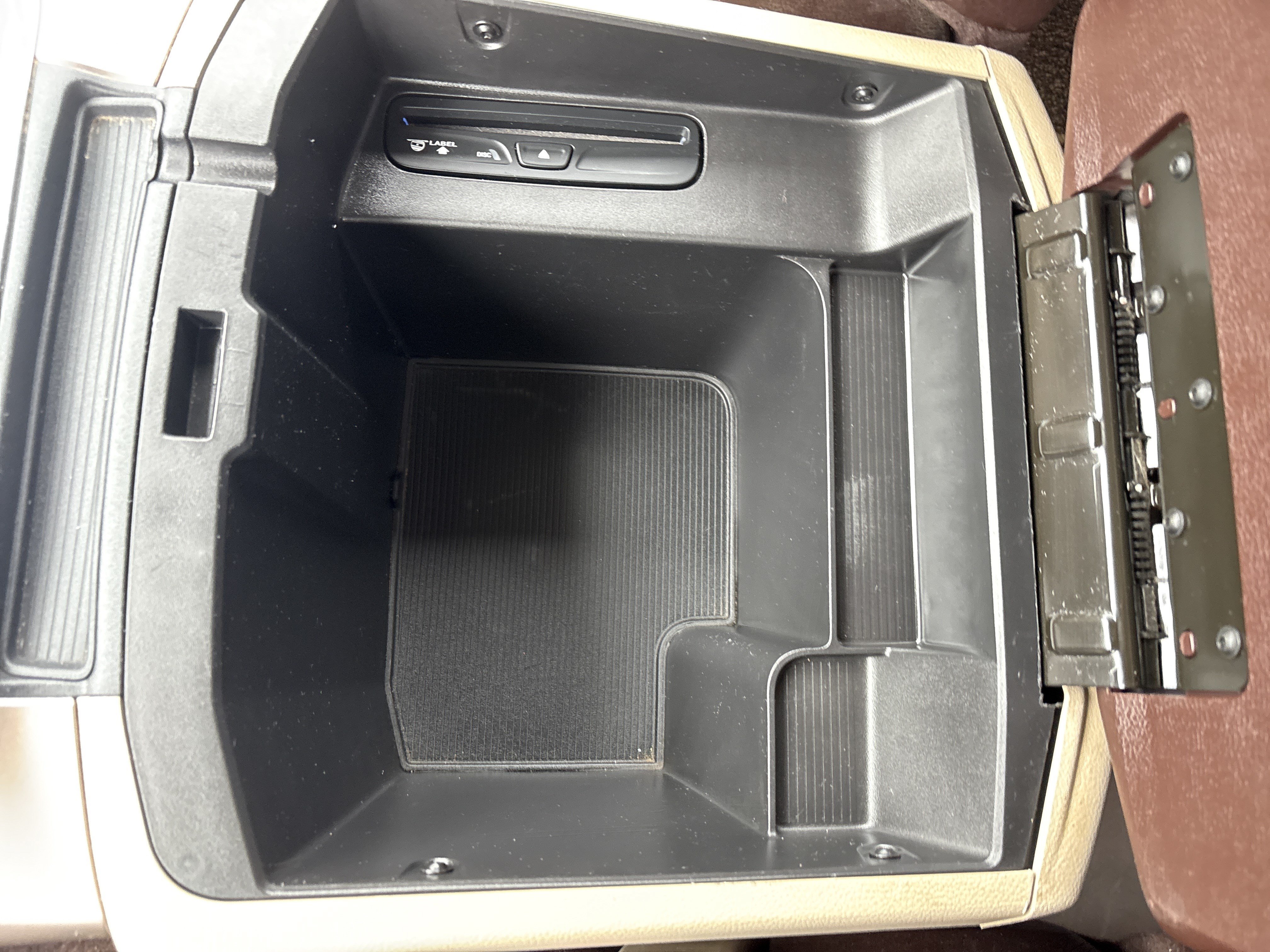 Used 2017 RAM 3500 Laramie Longhorn RWD image 28