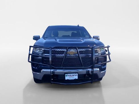 Used 2023 Chevrolet Silverado 1500 LT image 9