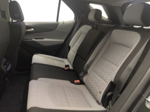 Used 2022 Chevrolet Equinox LS AWD/4WD image 18
