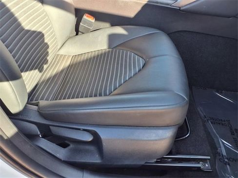 Used 2023 Toyota Camry SE image 82