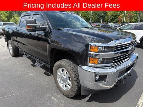 Used 2015 Chevrolet Silverado 2500 LT w/ LT Convenience Package AWD/4WD image 5