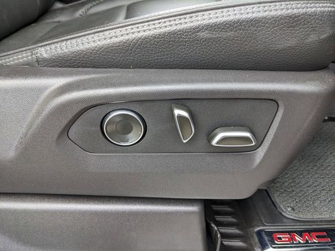 Used 2024 GMC Sierra 2500 Denali w/ Denali Reserve Package image 61