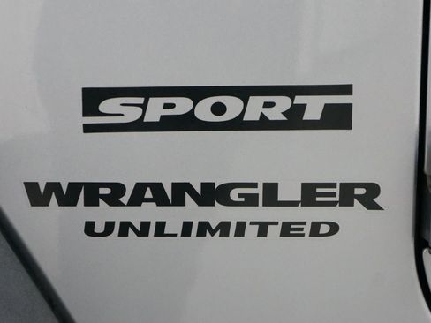 Used 2016 Jeep Wrangler Unlimited Sport w/ Quick Order Package 24S image 8