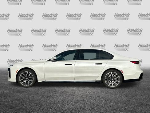 Certified 2023 BMW 740i image 8