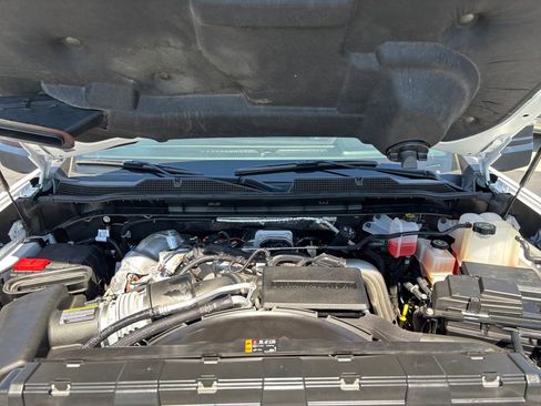 Used 2024 Chevrolet Silverado 2500 LTZ w/ LTZ Convenience Package image 30