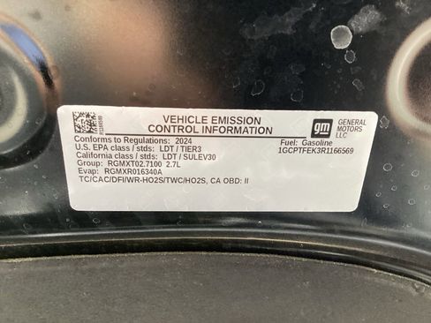 Used 2024 Chevrolet Colorado ZR2 w/ ZR2 Convenience Package III image 69