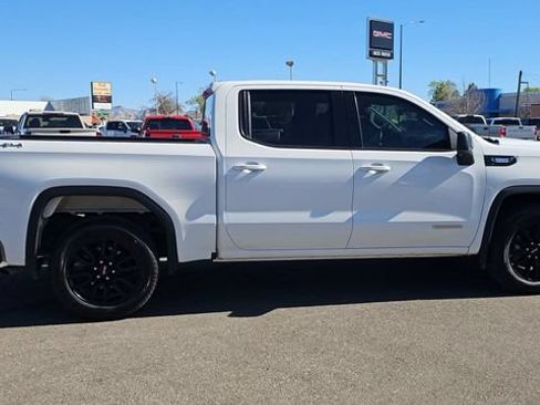 Used 2023 GMC Sierra 1500 Elevation AWD/4WD image 10