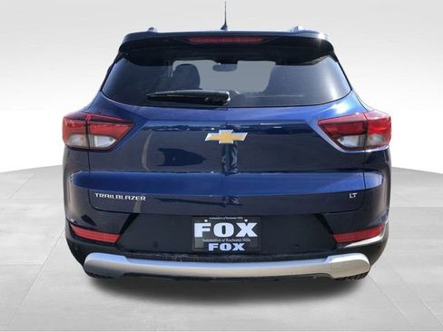 Used 2022 Chevrolet TrailBlazer LT w/ Convenience Package image 12