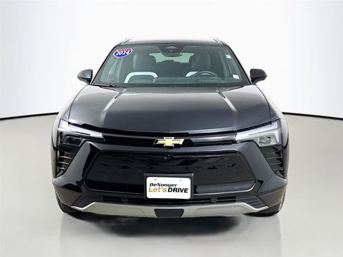 Used 2024 Chevrolet Blazer EV LT image 3