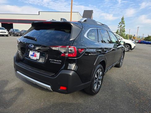 Used 2023 Subaru Outback Touring XT image 4