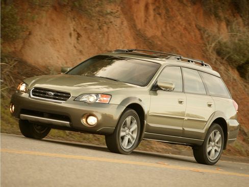 Used 2005 Subaru Outback 2.5i AWD/4WD image 1
