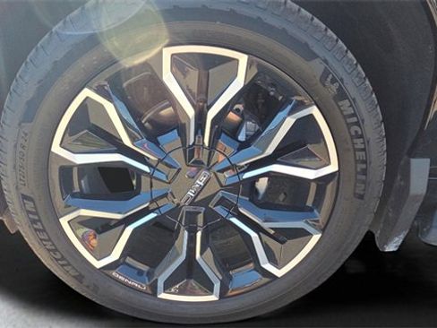 New 2025 GMC Sierra EV Denali image 19