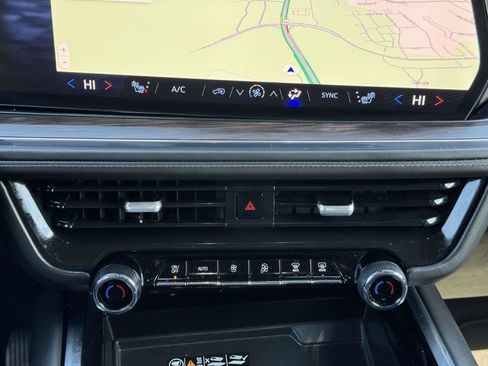 Used 2025 Chevrolet Tahoe Z71 image 6