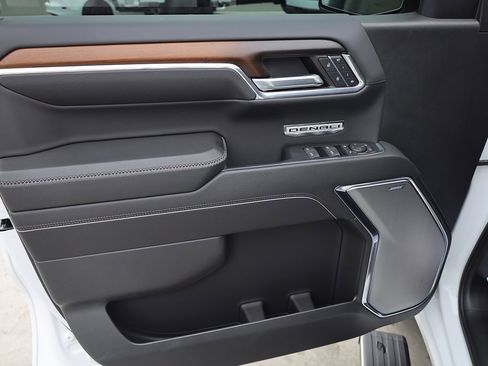 Used 2024 GMC Sierra 1500 Denali image 10