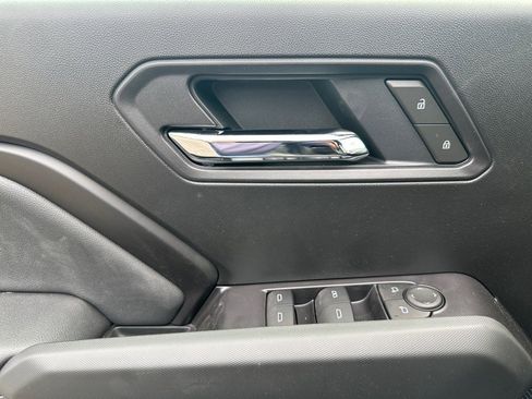 New 2025 GMC Canyon Elevation w/ Convenience Package image 8