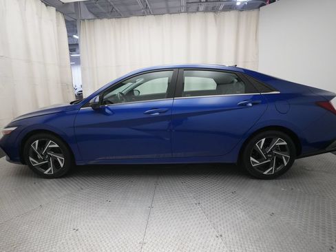 Used 2024 Hyundai Elantra Limited FWD image 23