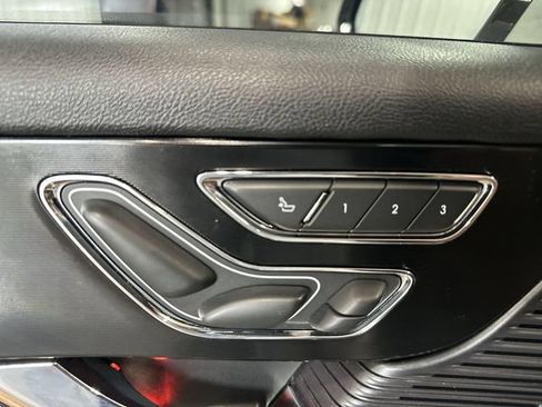 Used 2022 Lincoln Corsair Reserve w/ Equipment Group 201A AWD/4WD image 18