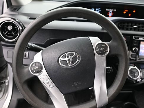 Used 2015 Toyota Prius C Four image 21