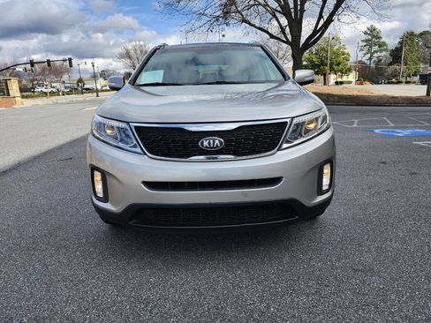 Used 2014 Kia Sorento EX w/ EX V6 Touring Package image 3