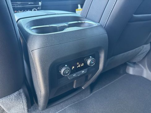 New 2026 Chevrolet Traverse Z71 image 9