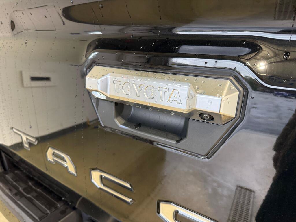 Certified 2026 Toyota Tacoma Limited AWD/4WD image 14