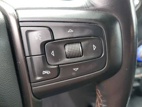 Used 2020 GMC Sierra 1500 AT4 w/ AT4 Premium Package image 12