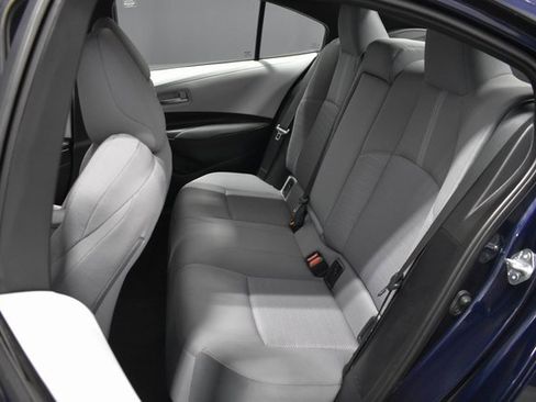 Used 2025 Toyota Corolla SE image 27