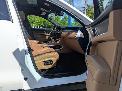 Used 2023 Jaguar F-PACE S AWD/4WD image 28