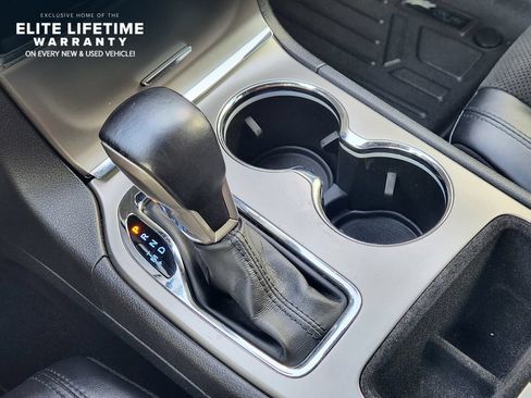 Used 2021 Jeep Grand Cherokee Laredo X RWD image 20