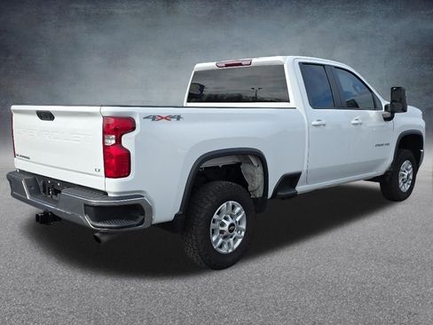 Used 2022 Chevrolet Silverado 2500 LT AWD/4WD image 7