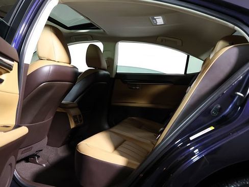Used 2017 Lexus ES 350 w/ Luxury Package FWD image 14