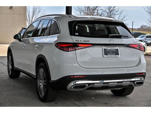 New 2026 Mercedes-Benz GLC 300 4MATIC image 4