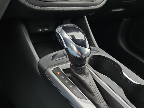 Used 2024 Buick Envista Preferred w/ Convenience I Package image 14