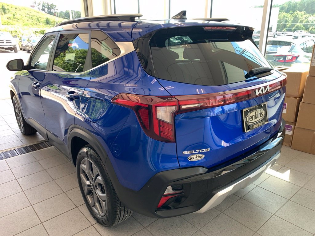 Used 2024 Kia Seltos S AWD/4WD image 13