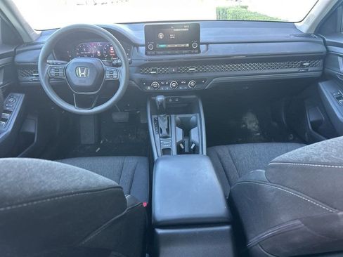 Used 2024 Honda Accord EX image 10