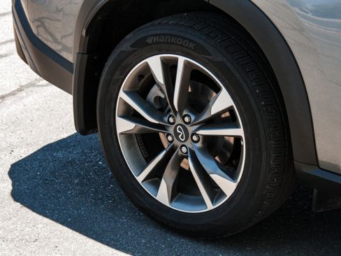 Used 2025 INFINITI QX60 Luxe AWD/4WD image 4