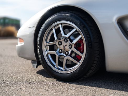 Used 2004 Chevrolet Corvette Z06 w/ Memory Package image 67