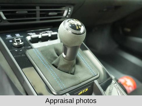 Used 2022 Porsche 911 GT3 RWD image 25