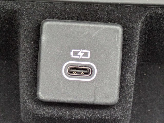Used 2025 Land Rover Range Rover SE AWD/4WD image 23