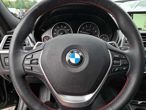 Used 2018 BMW 330i xDrive Sedan AWD/4WD image 21
