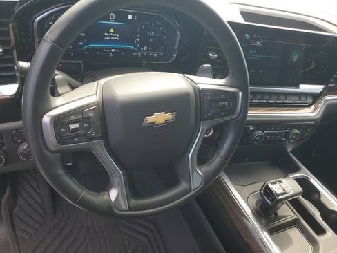 Certified 2023 Chevrolet Silverado 1500 LT AWD/4WD image 17